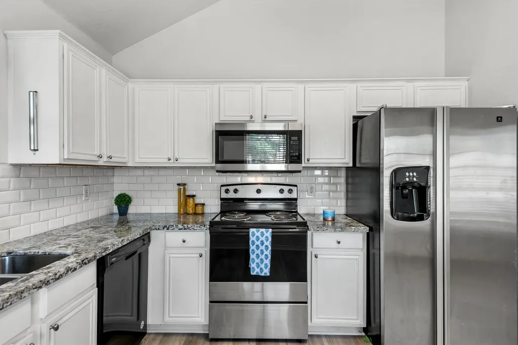 1309 Indian Wells Trail Midlothian TX 76065