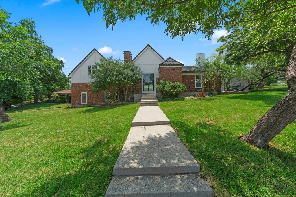 4008 Acapulco Street Irving TX 75062