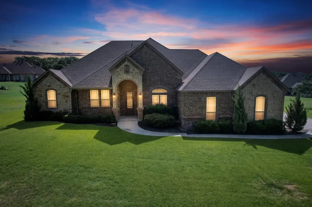197 Ellis Creek Drive Weatherford TX 76085