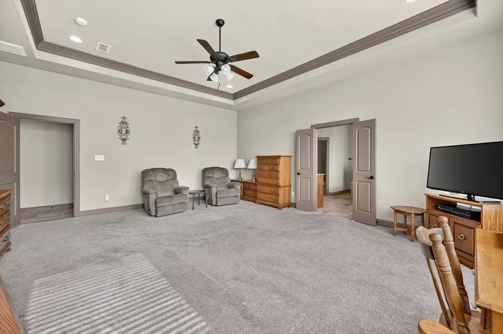 197 Ellis Creek Drive Weatherford TX 76085
