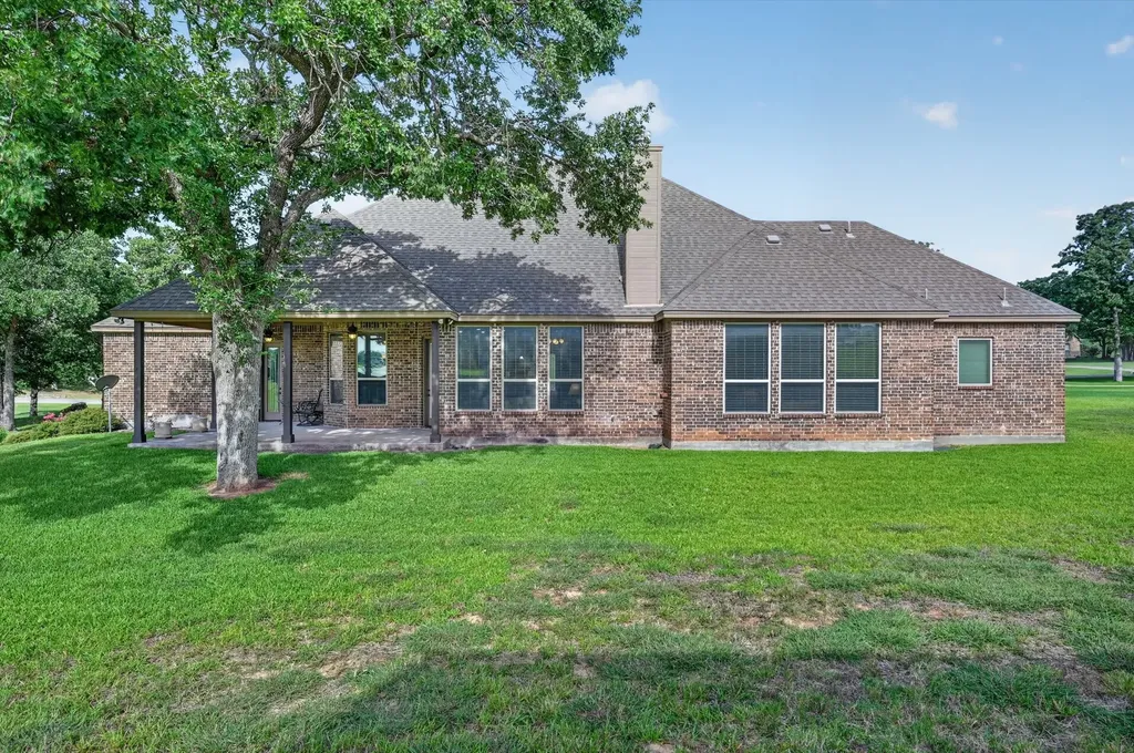 197 Ellis Creek Drive Weatherford TX 76085