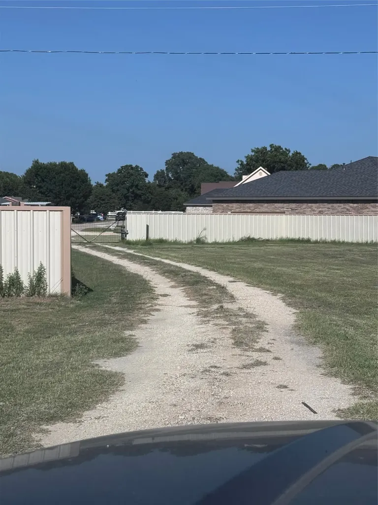 1829 Tonkawa Clyde TX 79510