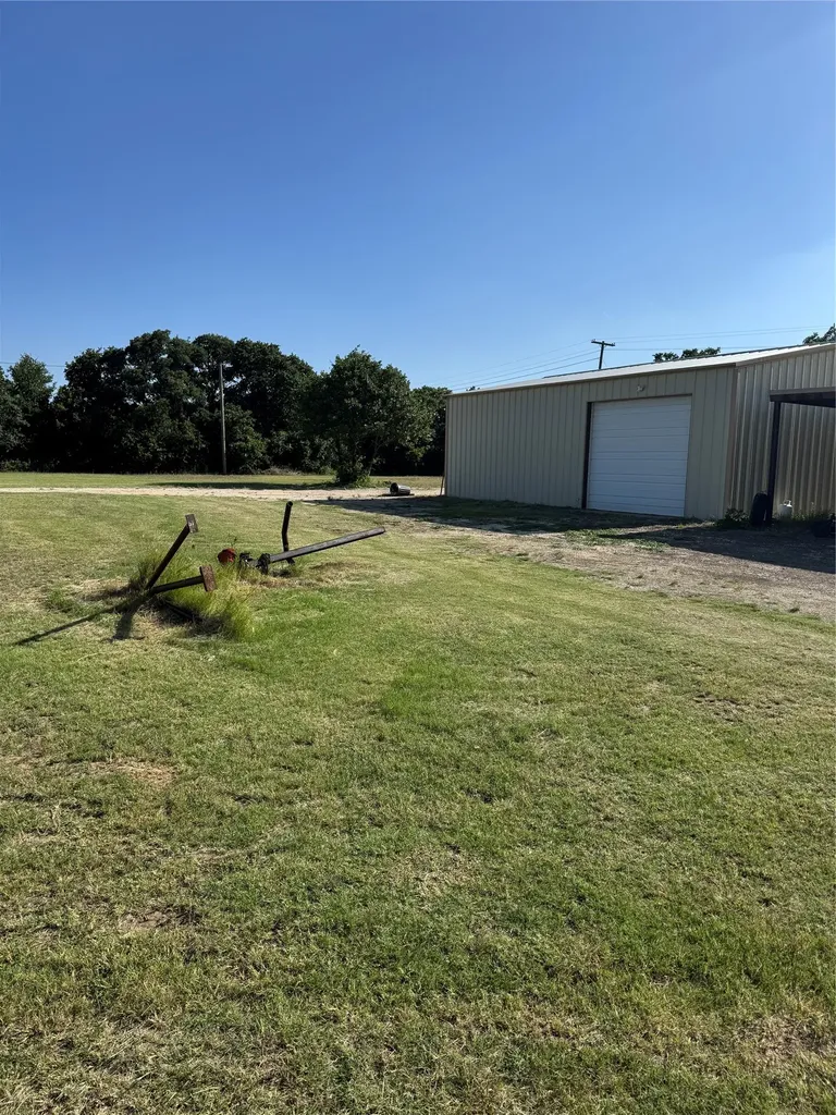 1829 Tonkawa Clyde TX 79510