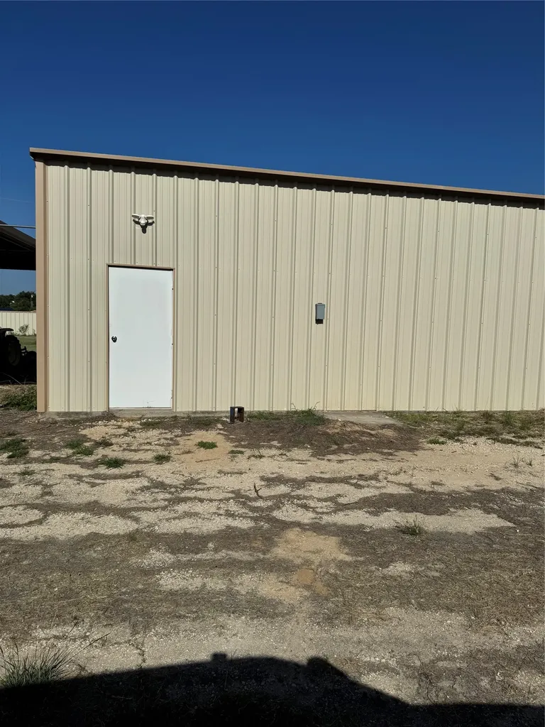 1829 Tonkawa Clyde TX 79510