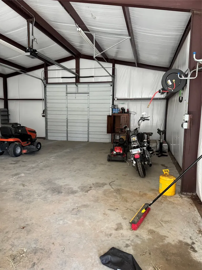 1829 Tonkawa Clyde TX 79510