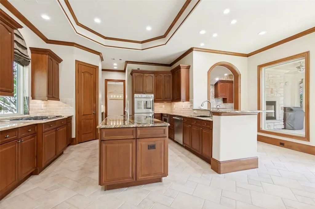 5128 Meadowlark Drive Plano TX 75093