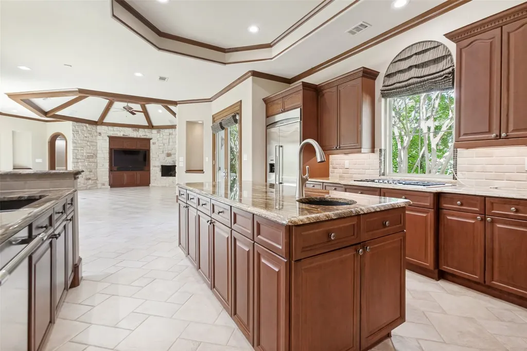 5128 Meadowlark Drive Plano TX 75093