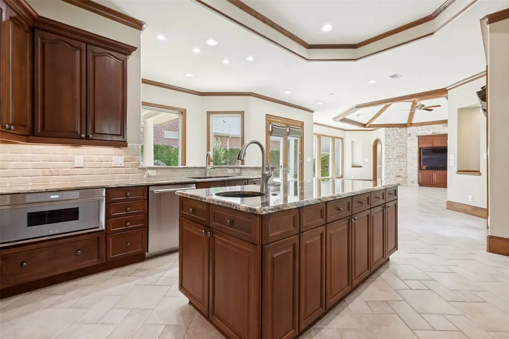 5128 Meadowlark Drive Plano TX 75093