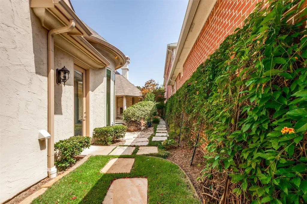 5128 Meadowlark Drive Plano TX 75093