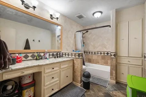 3748 Old Fort Worth Road Midlothian TX 76065
