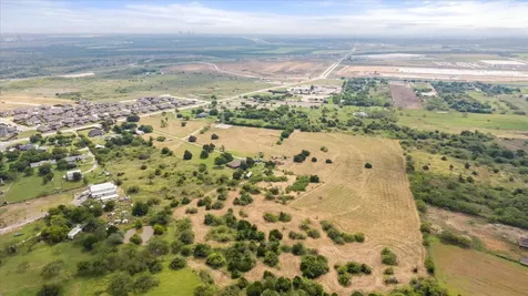 3748 Old Fort Worth Road Midlothian TX 76065