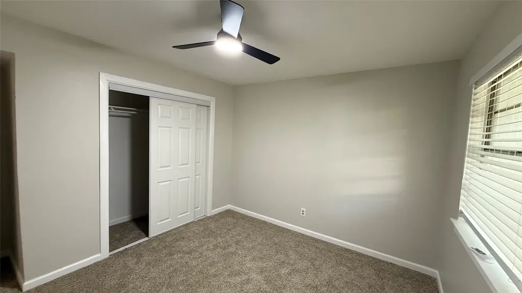 1723 E Grauwyler Road Irving TX 75061