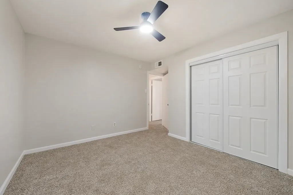 1723 E Grauwyler Road Irving TX 75061