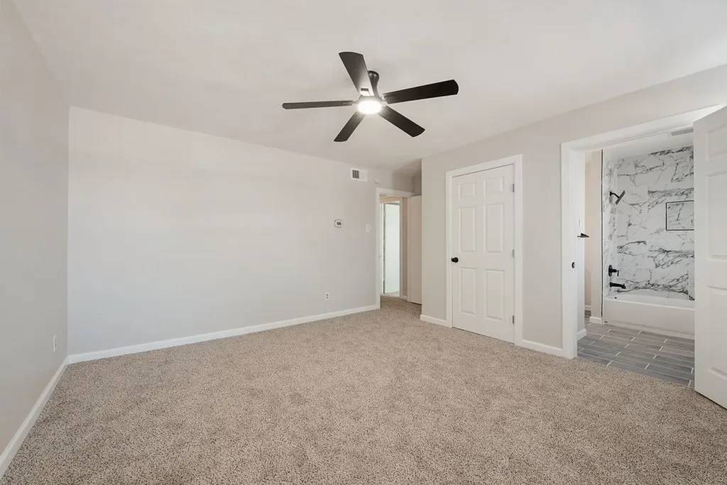 1723 E Grauwyler Road Irving TX 75061