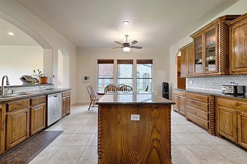 415 Breezeway Court Cedar Hill TX 75104