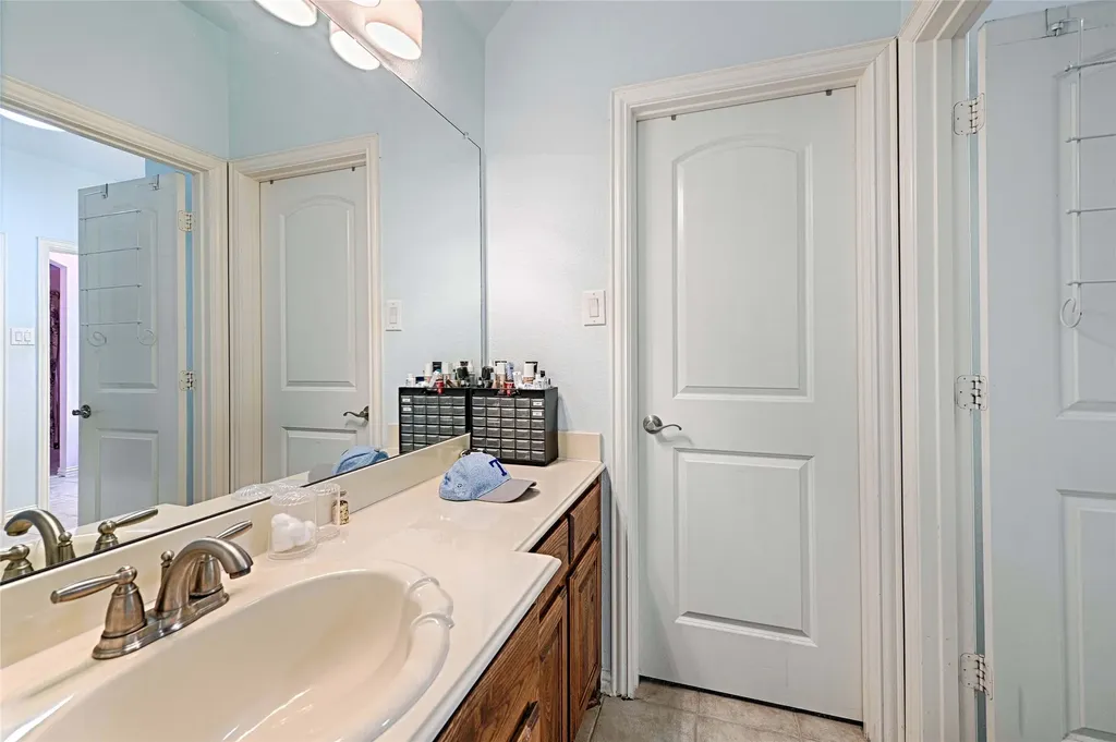 415 Breezeway Court Cedar Hill TX 75104