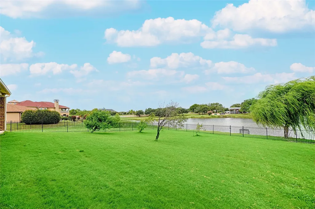 415 Breezeway Court Cedar Hill TX 75104