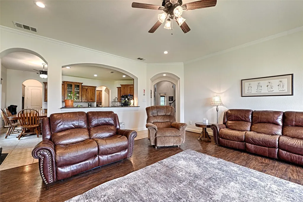 415 Breezeway Court Cedar Hill TX 75104