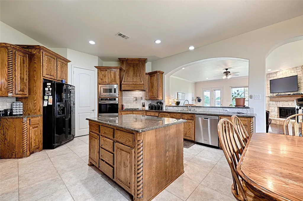 415 Breezeway Court Cedar Hill TX 75104