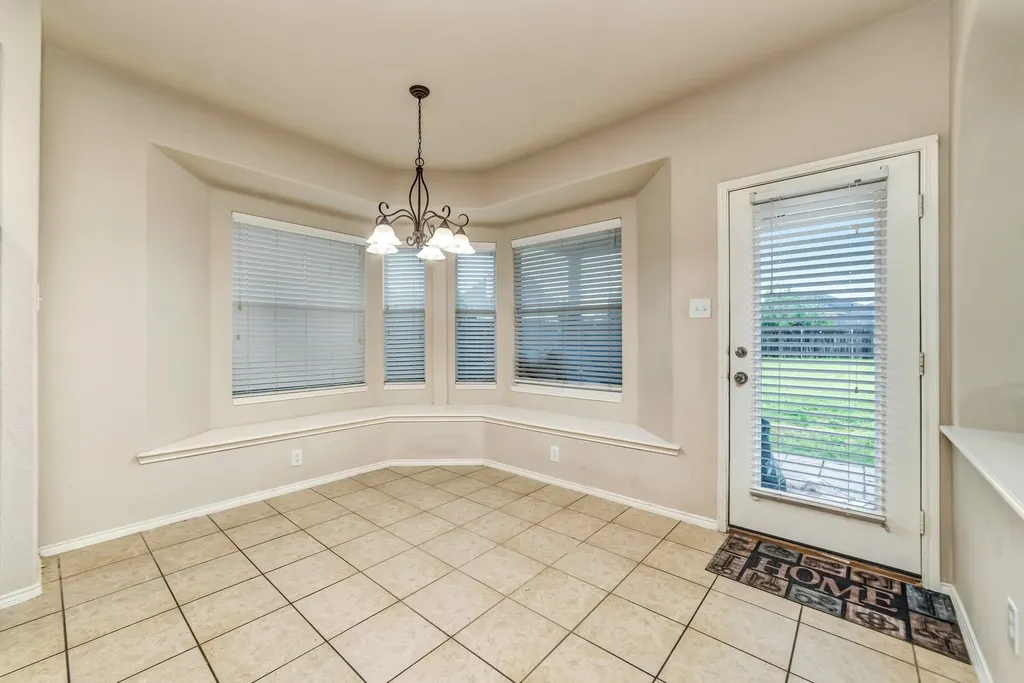 2312 Tawny Owl Road Grand Prairie TX 75052