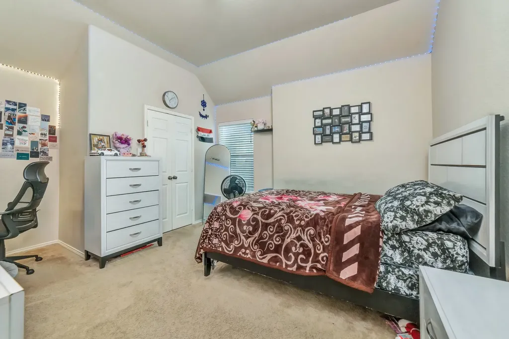 2312 Tawny Owl Road Grand Prairie TX 75052