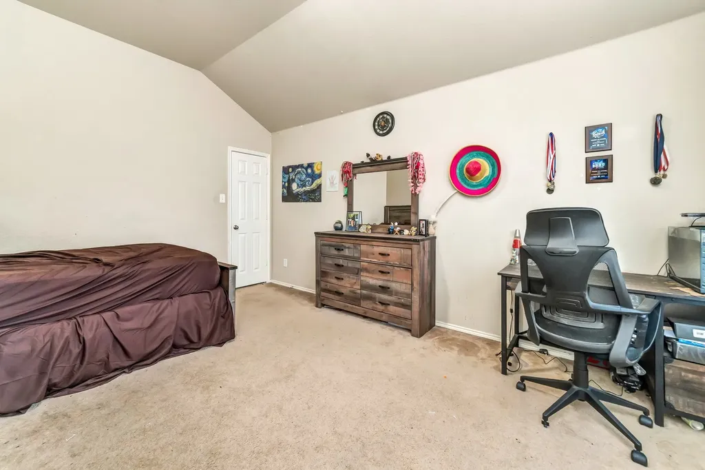 2312 Tawny Owl Road Grand Prairie TX 75052