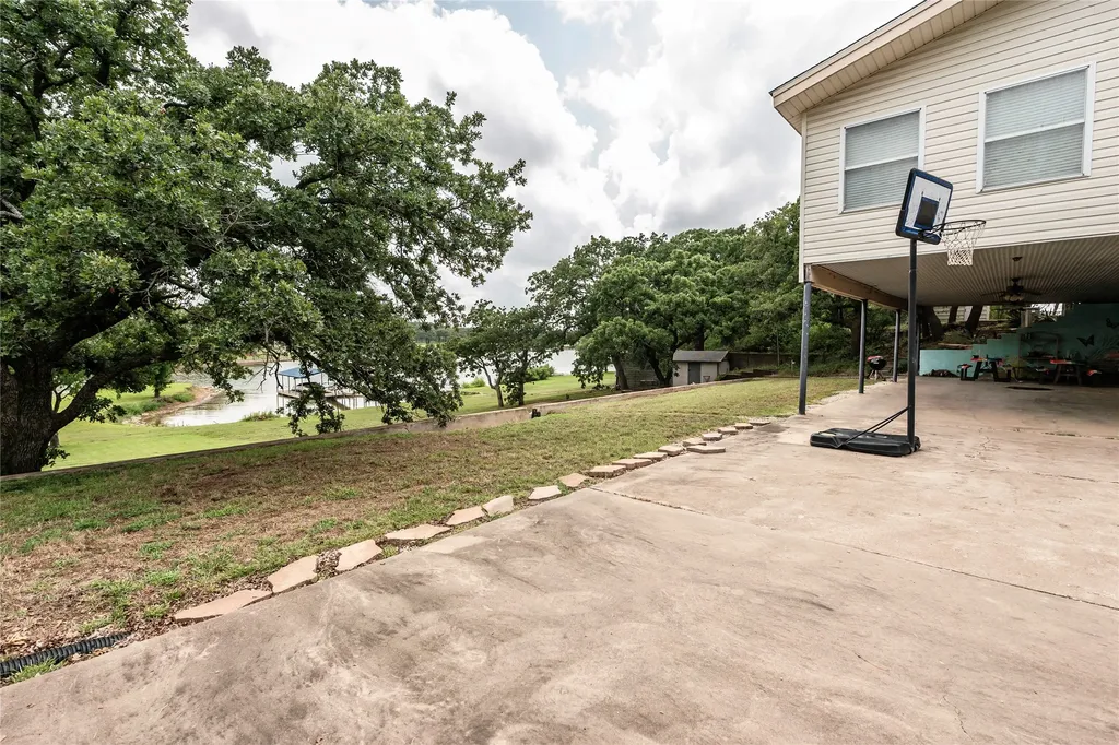 2255 Casino Road Nocona TX 76255