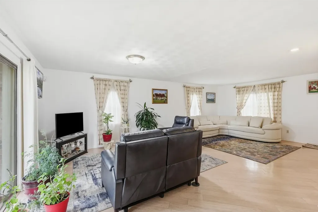 4213 Bucknell Drive Garland TX 75042
