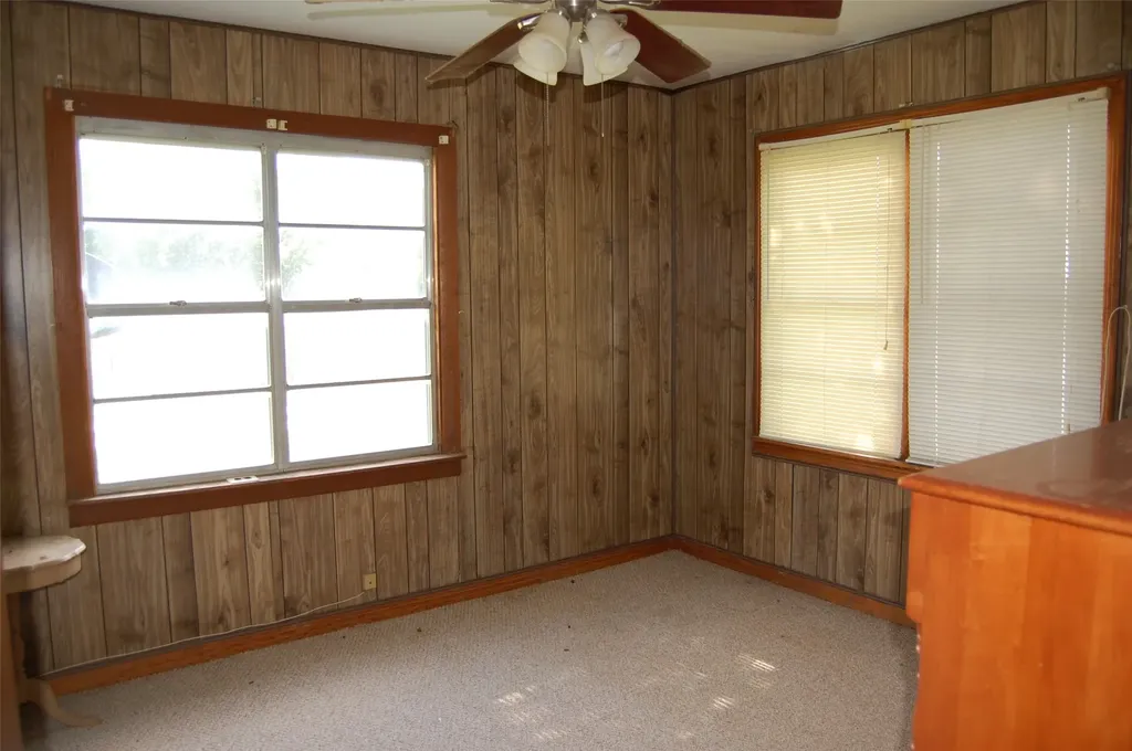 141 Ragland Street Graham TX 76450