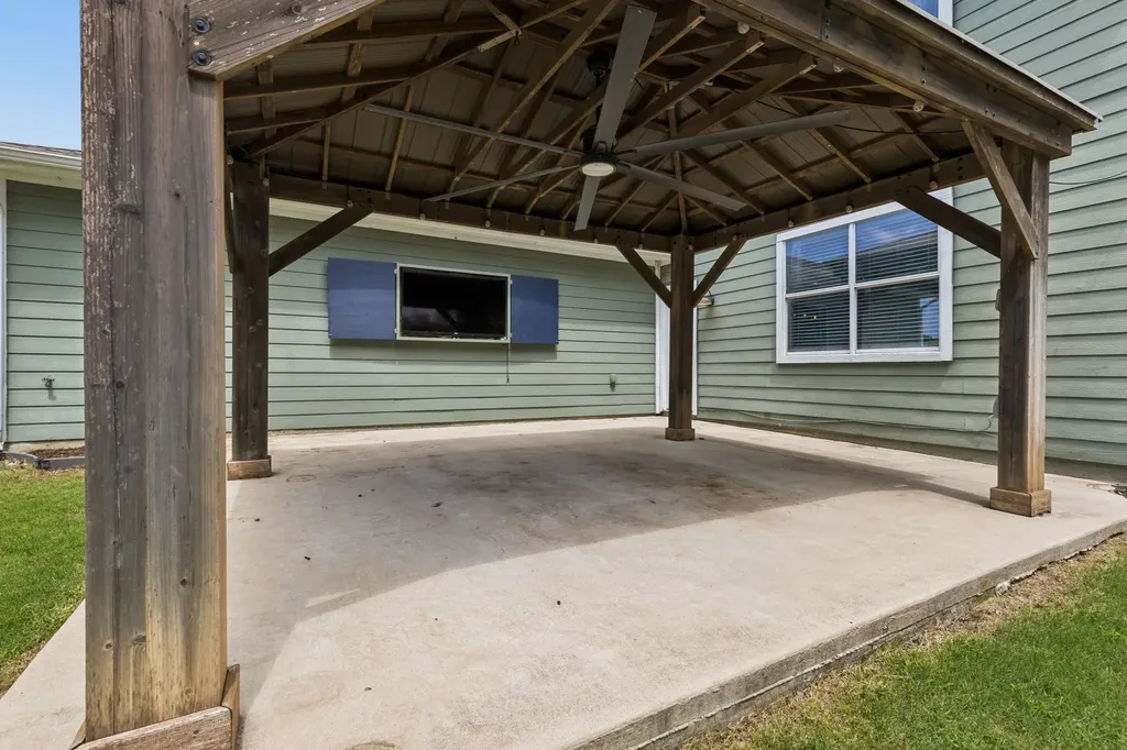 1900 Hartwell Court Providence Village TX 76227