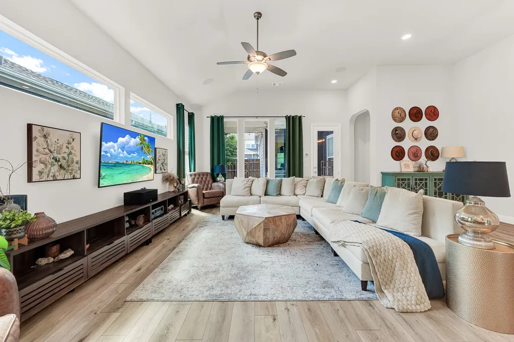 6404 Trezevant Street Rowlett TX 75089