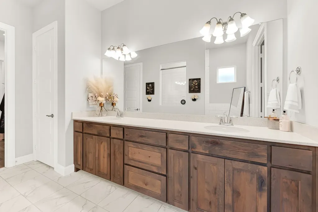 6404 Trezevant Street Rowlett TX 75089