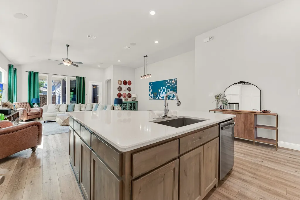 6404 Trezevant Street Rowlett TX 75089