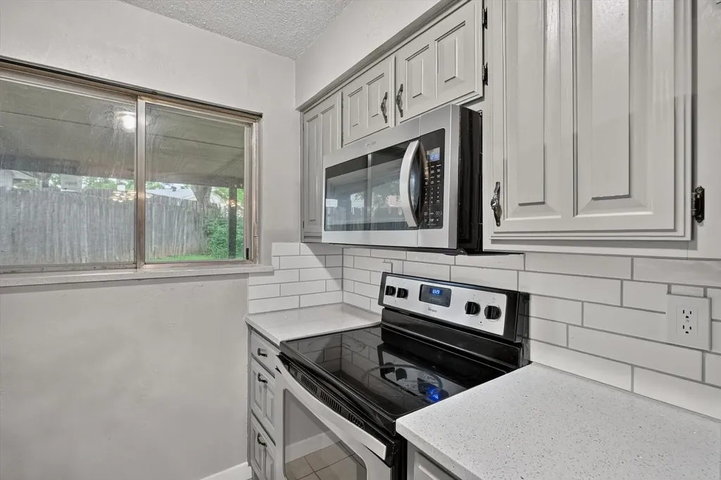 1601 White Oak Court Denton TX 76209