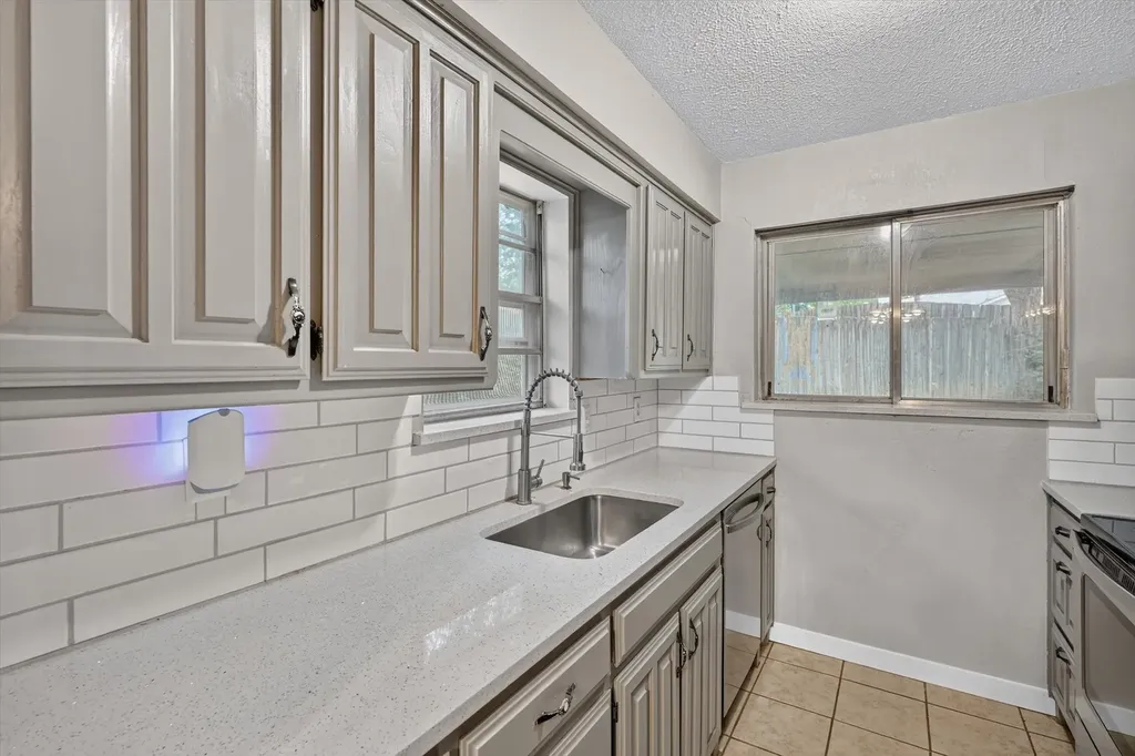 1601 White Oak Court Denton TX 76209