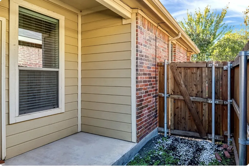 356 & 358 Schirra Court Lavon TX 75166