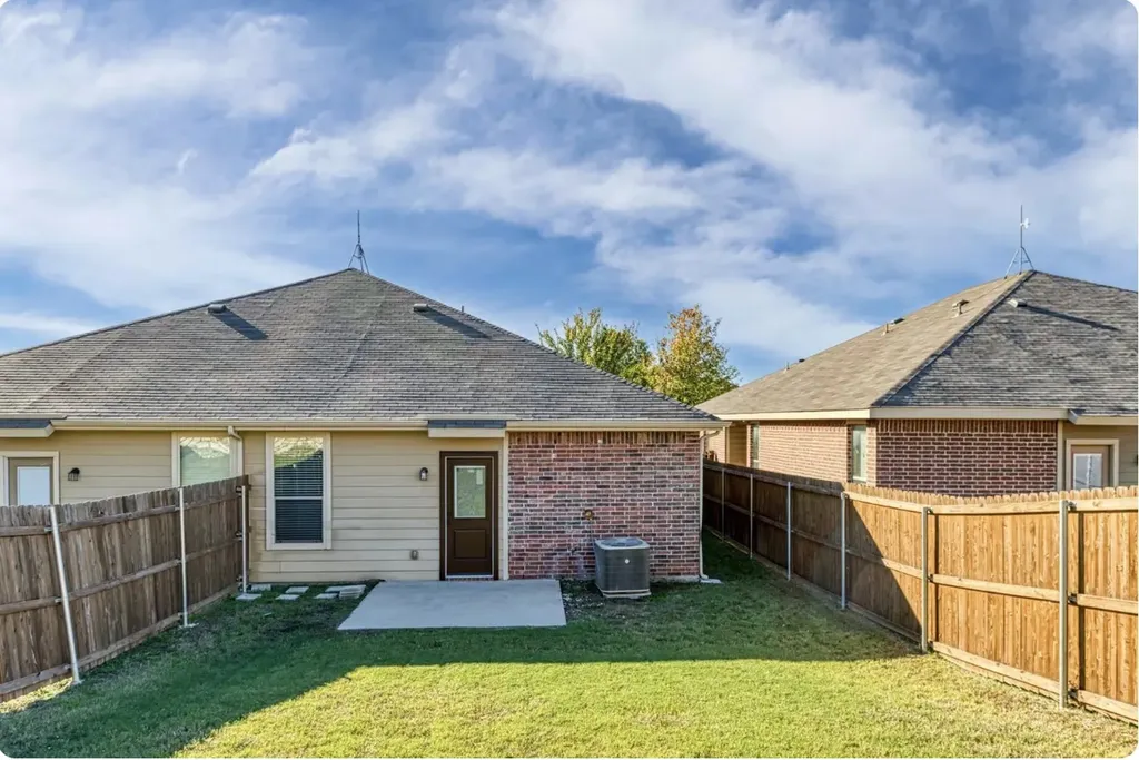 356 & 358 Schirra Court Lavon TX 75166