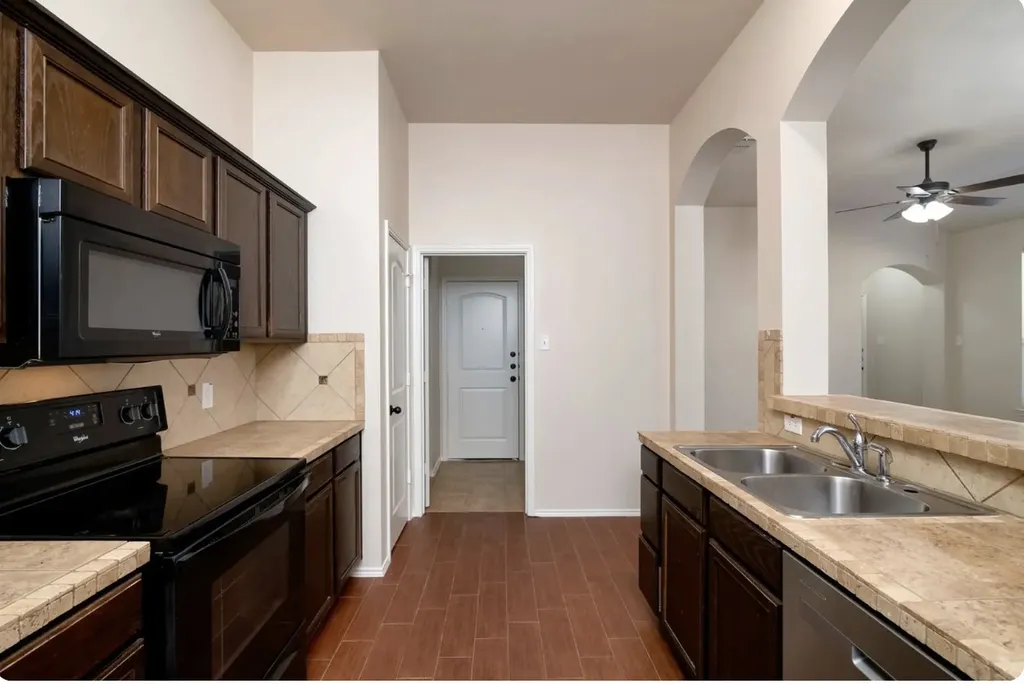 356 & 358 Schirra Court Lavon TX 75166