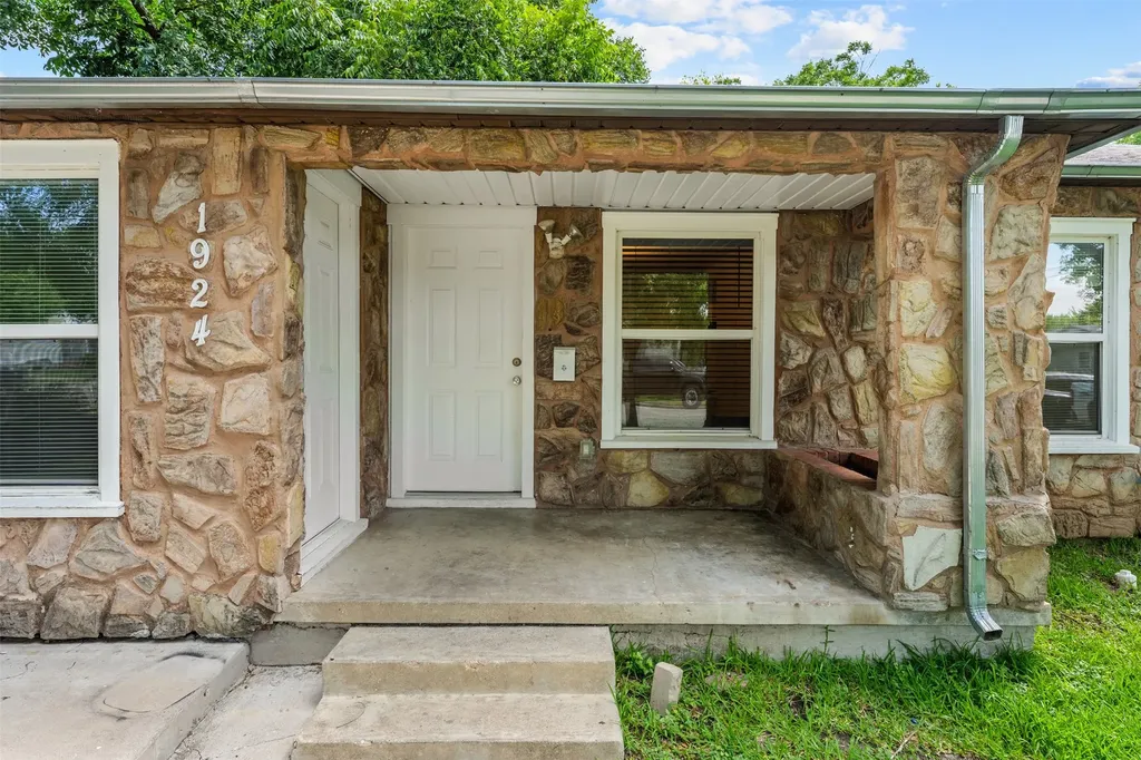 1924 Connally Street Waco TX 76711