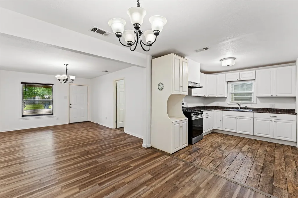 1924 Connally Street Waco TX 76711