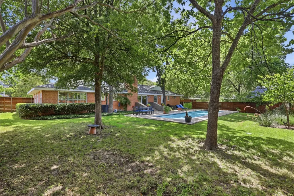 1170 Bally Mote Drive Dallas TX 75218