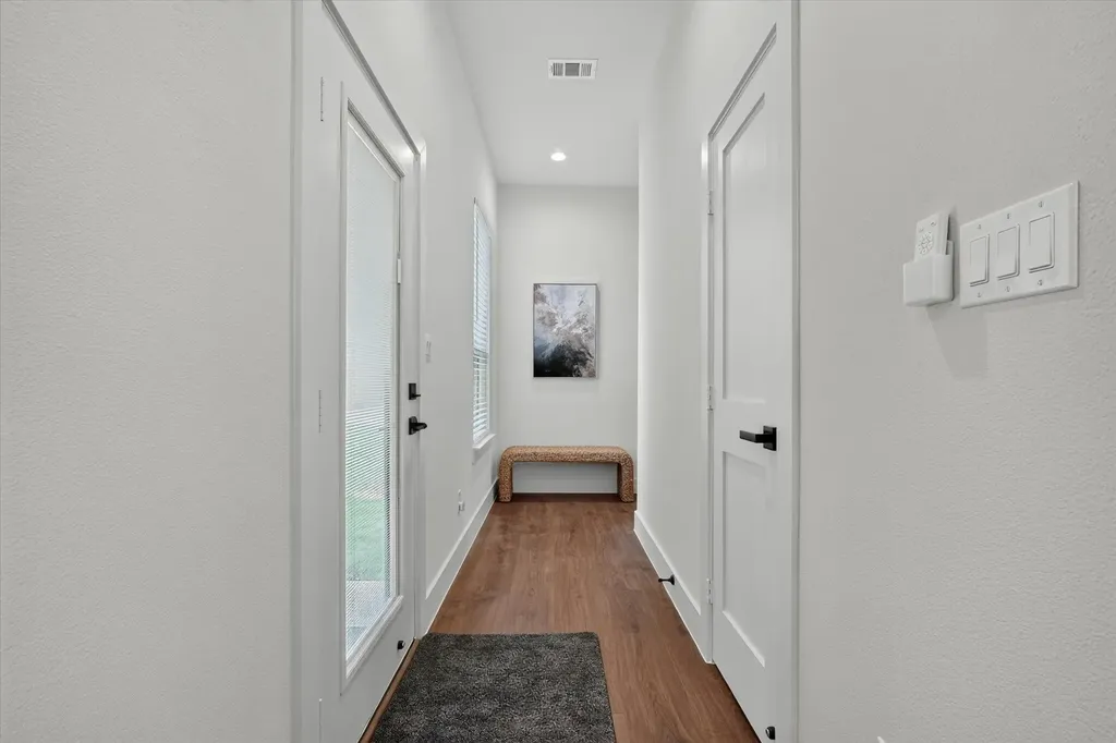 3210 Carpenter Avenue Dallas TX 75215