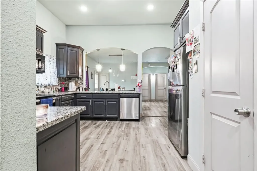 206 N Wood Street Cleburne TX 76033