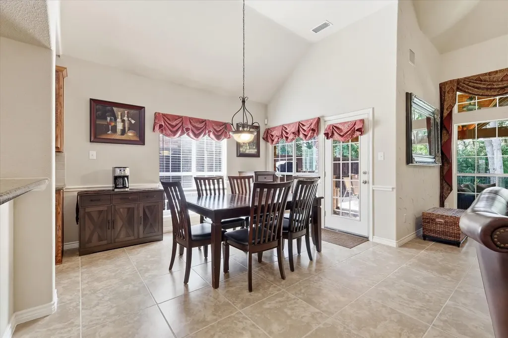 7608 Hinkley Oak Drive Denton TX 76208