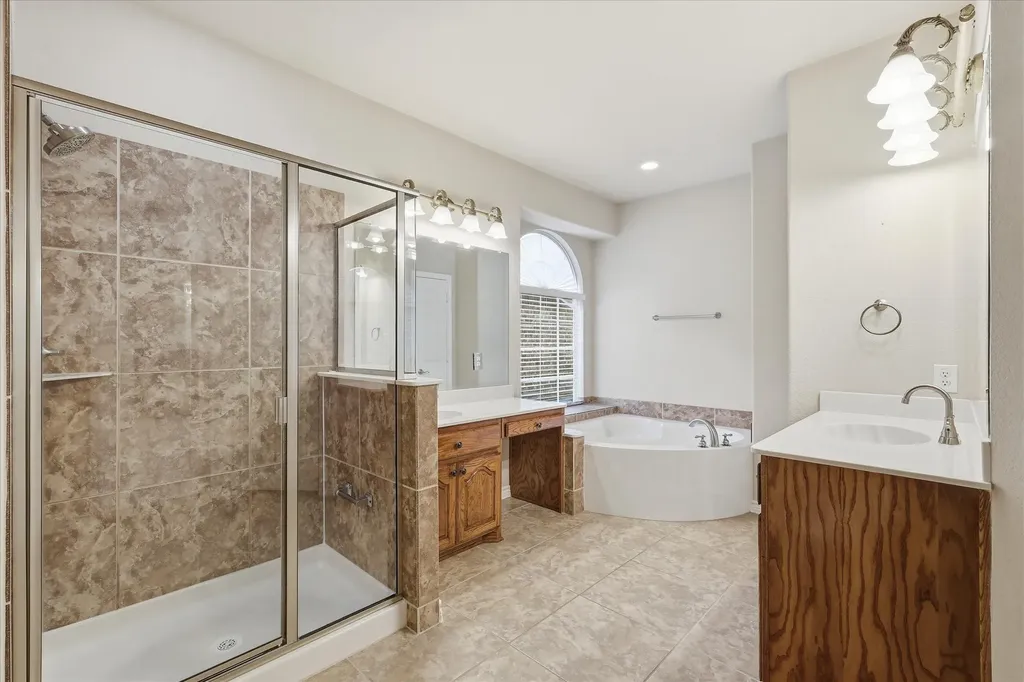 7608 Hinkley Oak Drive Denton TX 76208