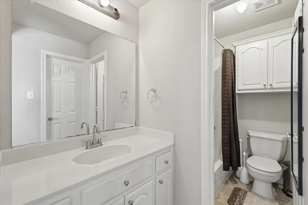 7608 Hinkley Oak Drive Denton TX 76208