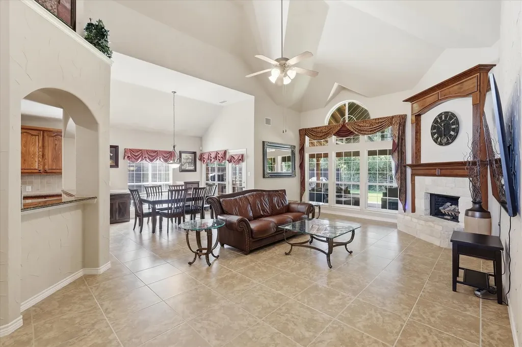 7608 Hinkley Oak Drive Denton TX 76208