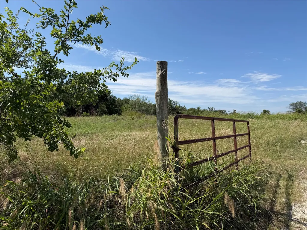 138 Private Road 3712 Paradise TX 76073