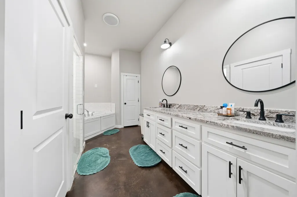 5839 S 3rd St Road Waco TX 76706