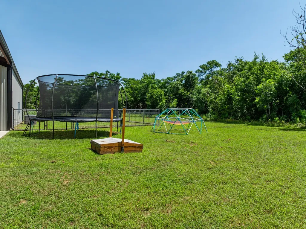 5839 S 3rd St Road Waco TX 76706